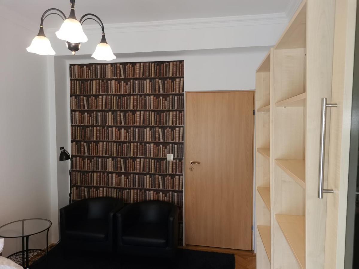 Sugar Apartman Debrecen Buitenkant foto